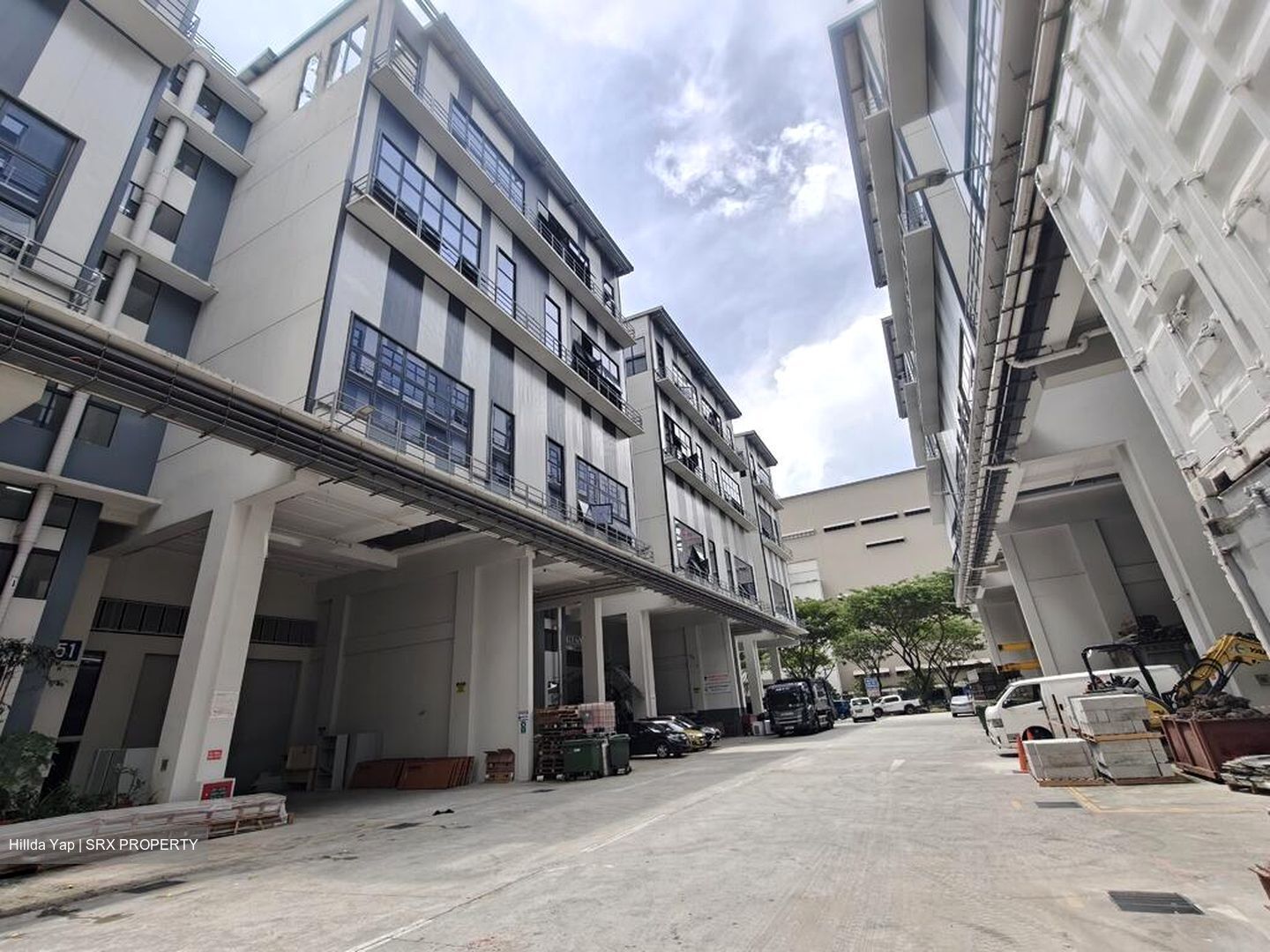 Tuas South Connection (D22), Factory #570503171